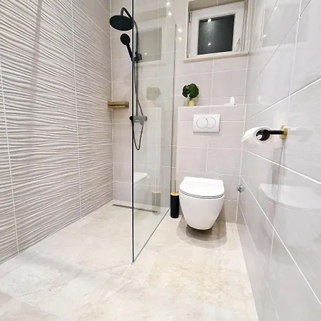 Swallow's Nest Apartament *